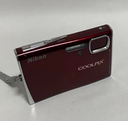 Nikon COOLPIX S51 Wine Red Digital Camera 8.1MP 1/2.5