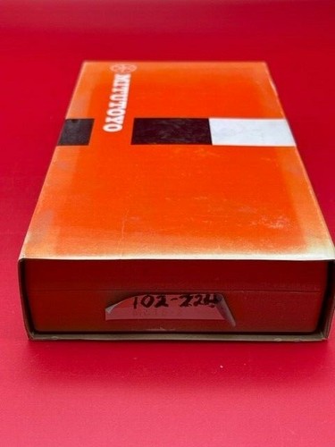 Mitutoyo 102-224 Outside Micrometer 1-2" Range .001" Friction with Standard - Picture 6 of 6