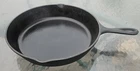 LARGE VINTAGE LODGE 3 NOTCH HEAT RING NUMBER 10 SK MADE IN USA CAST IRON SKILLET