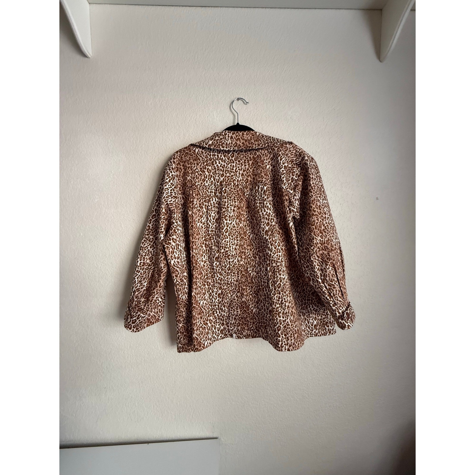 Joan Rivers Animal Print Button Front Blouse Jack… - image 2