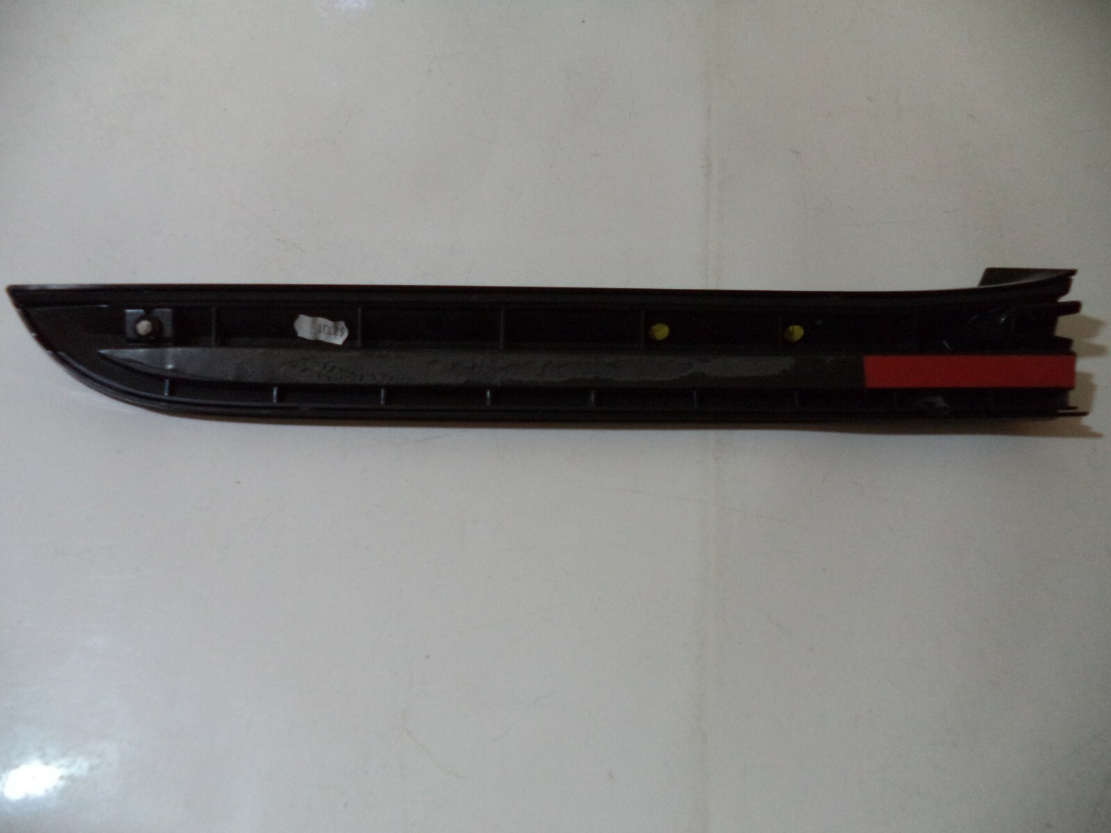 2017-2020 BENTLEY BENTAYGA REAR HATCH LEFT SIDE WINDOW TRIM PANEL P/N 36A827205