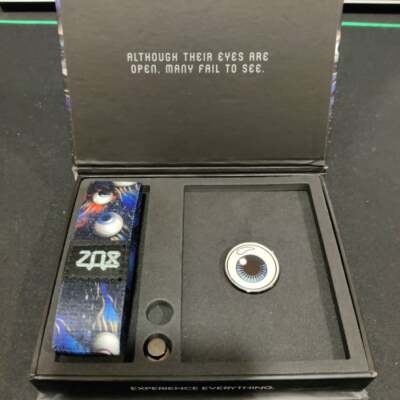 ZOX Pearl - All Eyes On Me #0014! (Brand New, Unworn Strap + Pin