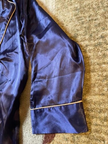 Victoria's Secret Vintage Long Purple Satin Dressing Gown Robe Womens Size M - Picture 2 of 20