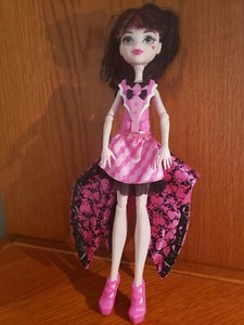 ghoul to bat draculaura