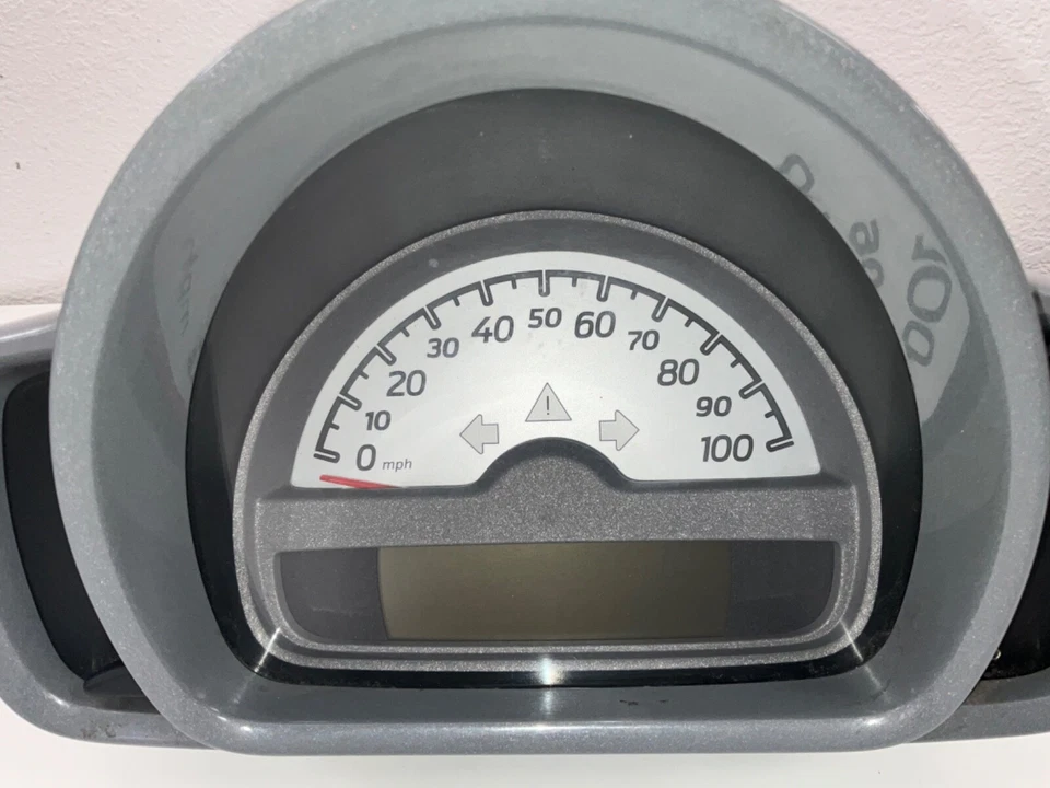 Cuadro de instrumentos velocímetro Smart Fortwo 2009 A4515405547/001 fabricante de equipos originales Foto 3 de 4