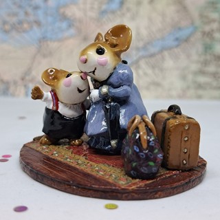 Wee Forest Folk AH 05 Grandma Visits Scrabble at The Orchard House