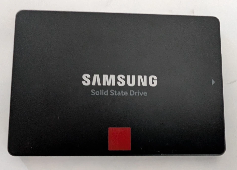 SAMSUNG 860 PRO 256GB v-nand MZ-76P256 2.5 SSD SATA 6Gb/s - Image 2 of 3