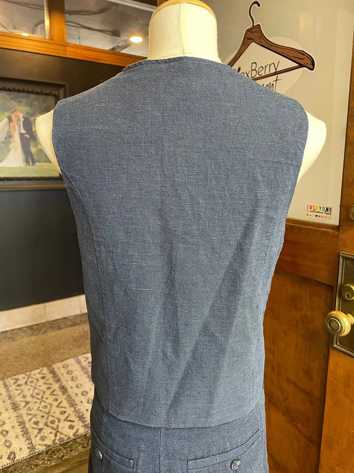 Traje de tres piezas de mezcla de lino para niño H&M (Y12) Foto 4 de 4