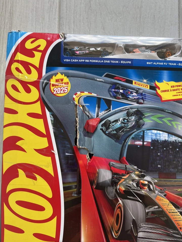Hot Wheels Formula 1 Sprint Race Track Set 2025 | New In Hand 3-Car Racing - Image 3 of 4