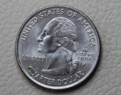 * 2000p VIRGINIA QUARTER DOLLAR COIN TONED UNCIRCULATED CONDITION #VDH47 - Picture 6 of 6