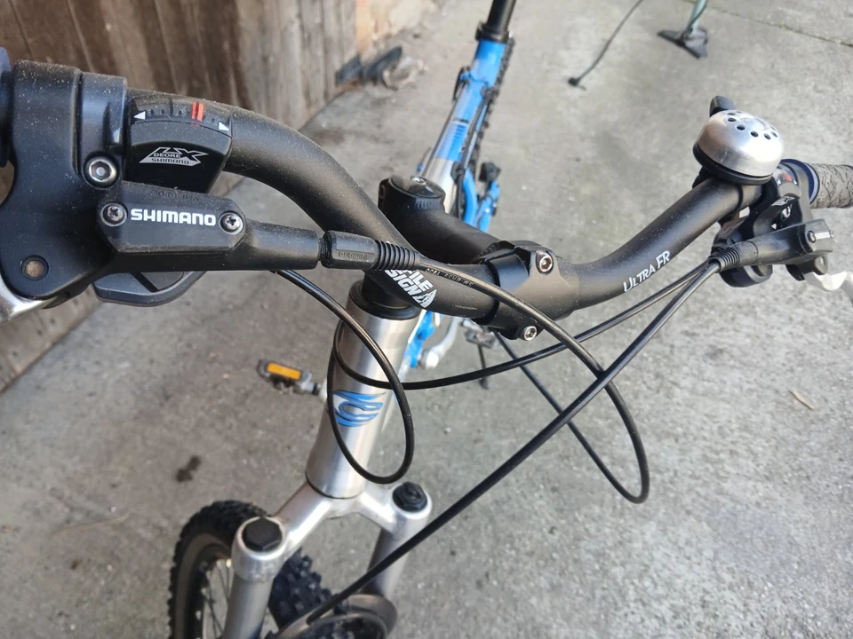 Alu MTB Fully Cube Shimano Race XC Three Pro, 26 Zoll - Bild 4 von 4