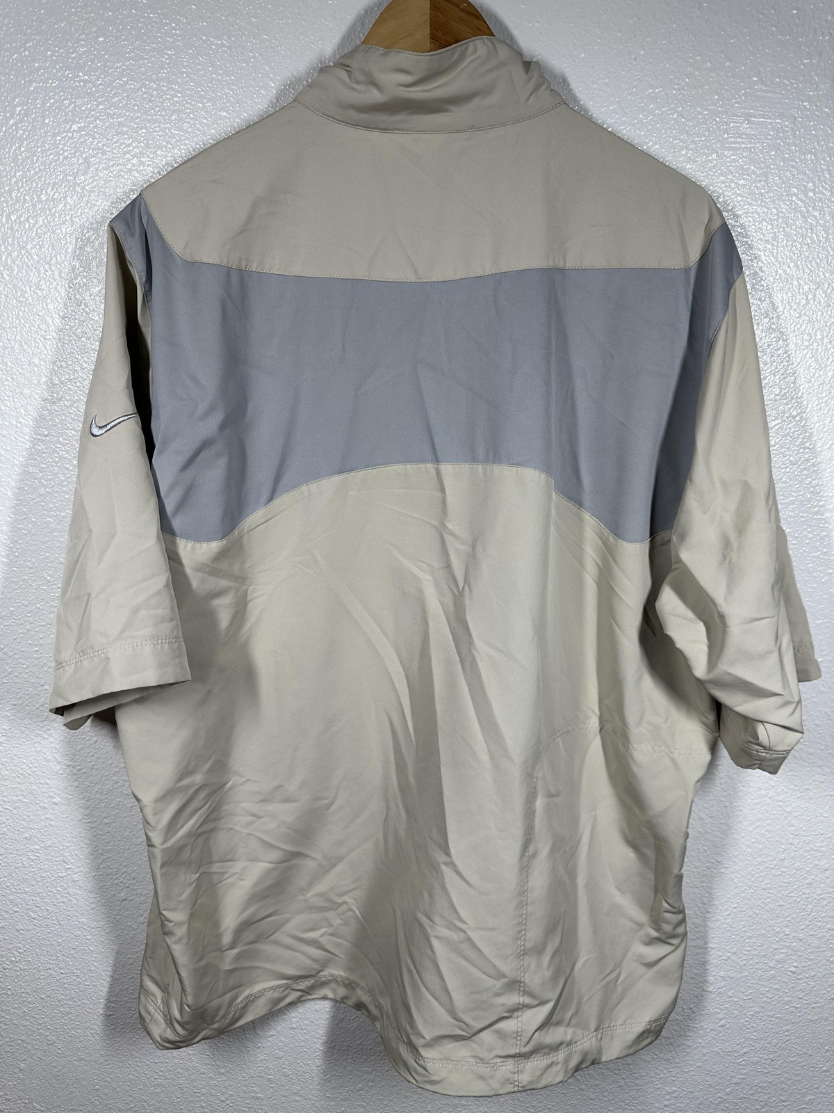 Nike Golf Pullover Mens Large Beige Gray Half Zip Short Sleeve Windshirt Swoosh