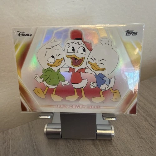 2026 Topps Chrome Neon  Disney Huey Dewey Louie Diamante