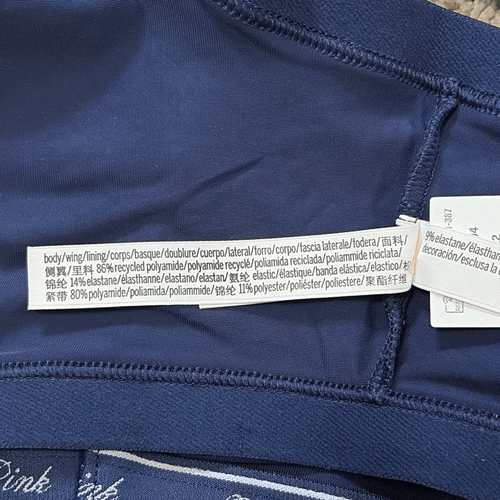 Neu mit Etikett PINK Victoria’s Secret Logo-Bralette Small marineblau Baumwolle BH ohne Bügel - Bild 6 von 6