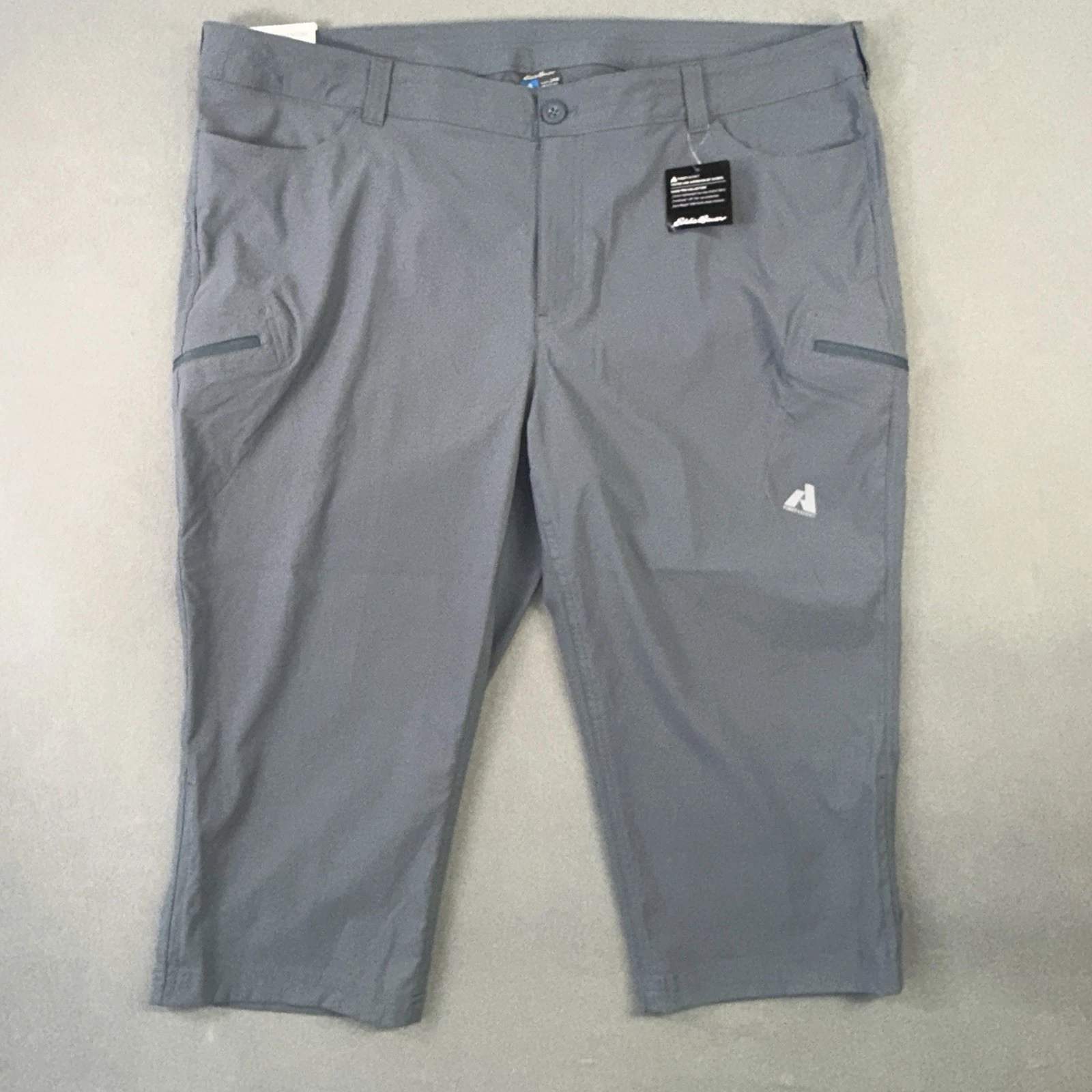 Women’s Eddie Bauer First Ascent Straight Leg Cargo Capri Guide Pants Size 24W
Opens in a new window