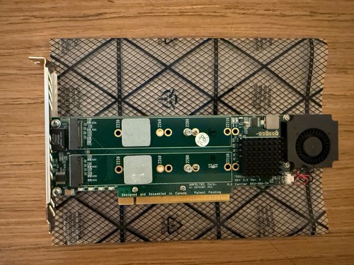 Amfeltec Squid PCI Express Gen 3 Carrier Board for 4 M.2 PCIe SSD modules - Picture 1 of 3