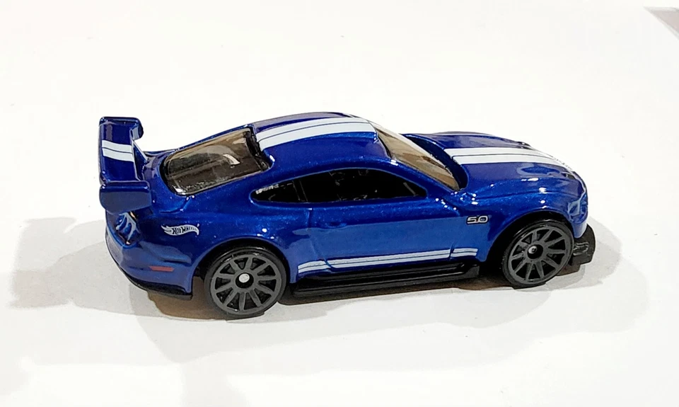 2023 Hot Wheels Multi Pack Exclusive CUSTOM '18 FORD MUSTANG GT☆blue;white☆LOOSE - Image 2 of 4
