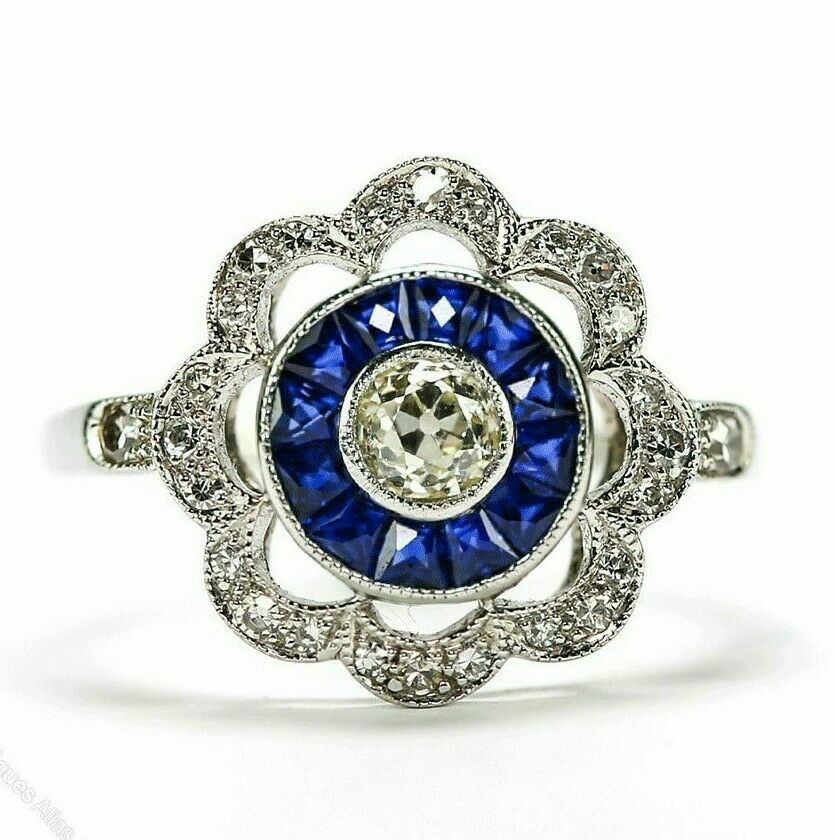 Bague fleur argent 925 vintage et saphir pour sublimer les doigts fins
