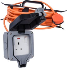 OUTDOOR GARDEN 1 GANG SINGLE 13 AMP SWITCHED SOCKET 10M ORANGE CABLE IP66