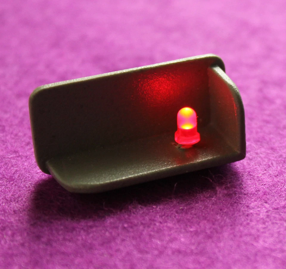 RC Boat Fittings - LED Navigation lights – 1 x Red 1 x Green - Image 3 of 4