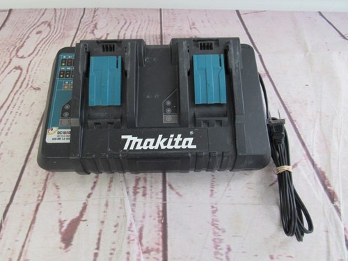 Makita 36V (18V x2) LXT 1" SDS-PLUS rotary hammer XRH05Z - Picture 17 of 22