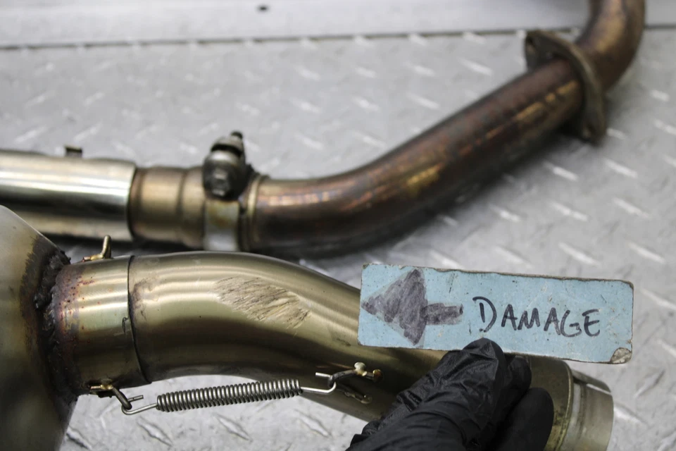 Suzuki SV650S 2007 escape 14305-17G70-H01 Foto 4 de 4