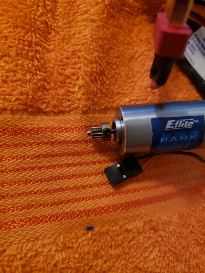 E-flite Brushless Motor 4200Kv Park 400 W/20 Amp ESC Combo  - JT25 - EFLM1100 - Image 4 of 4