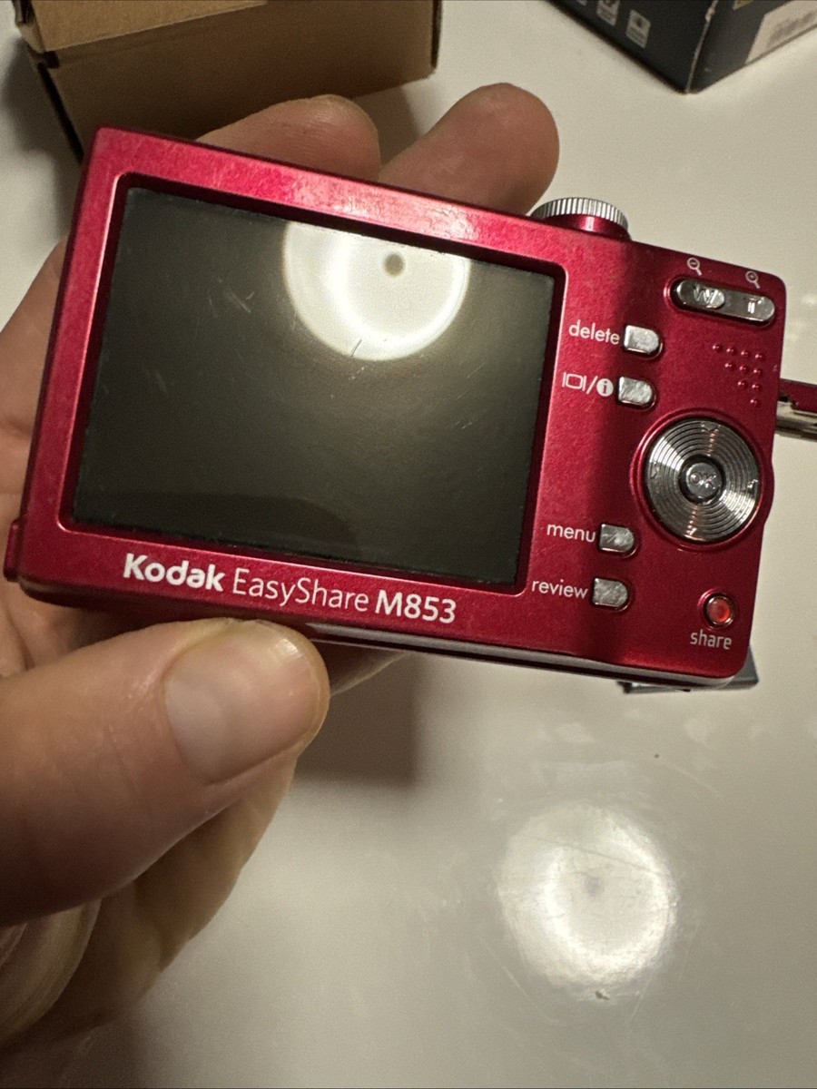 Kodak EasyShare MD853 8.2MP AF 3X Optical Zoom Aspheric Lens