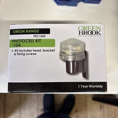 Greenbrook PEC1000 Photo Electric Dusk to Dawn Switch