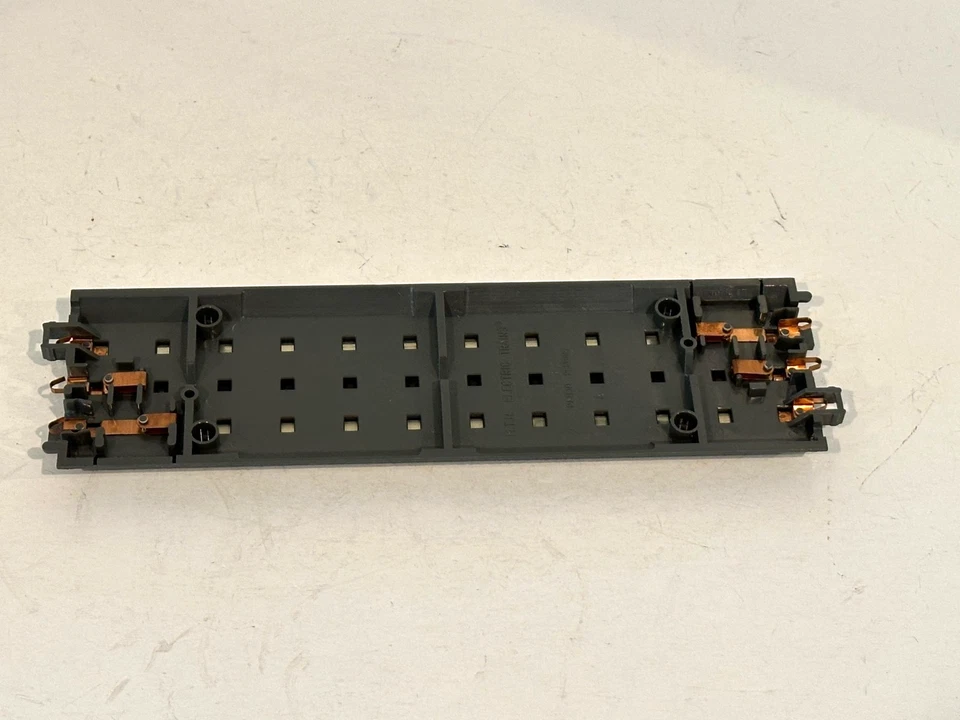 MTH REALTRAX 40-1001 10inch STRAIGHT TRACK O GAUGE SOLID RAIL - NEW - Image 2 of 2