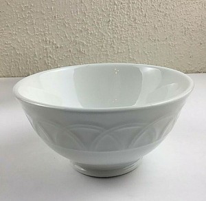Pier-1-BASKET-RELIEF-All-Purpose-Bowl-Italy-Quadrifoglio-White-5-5-8-4-Avail