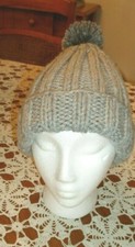 HAND KNIT HAT SOFTEE CHUNKY WARM BEANIE w/POM POM ONE SIZE NEW