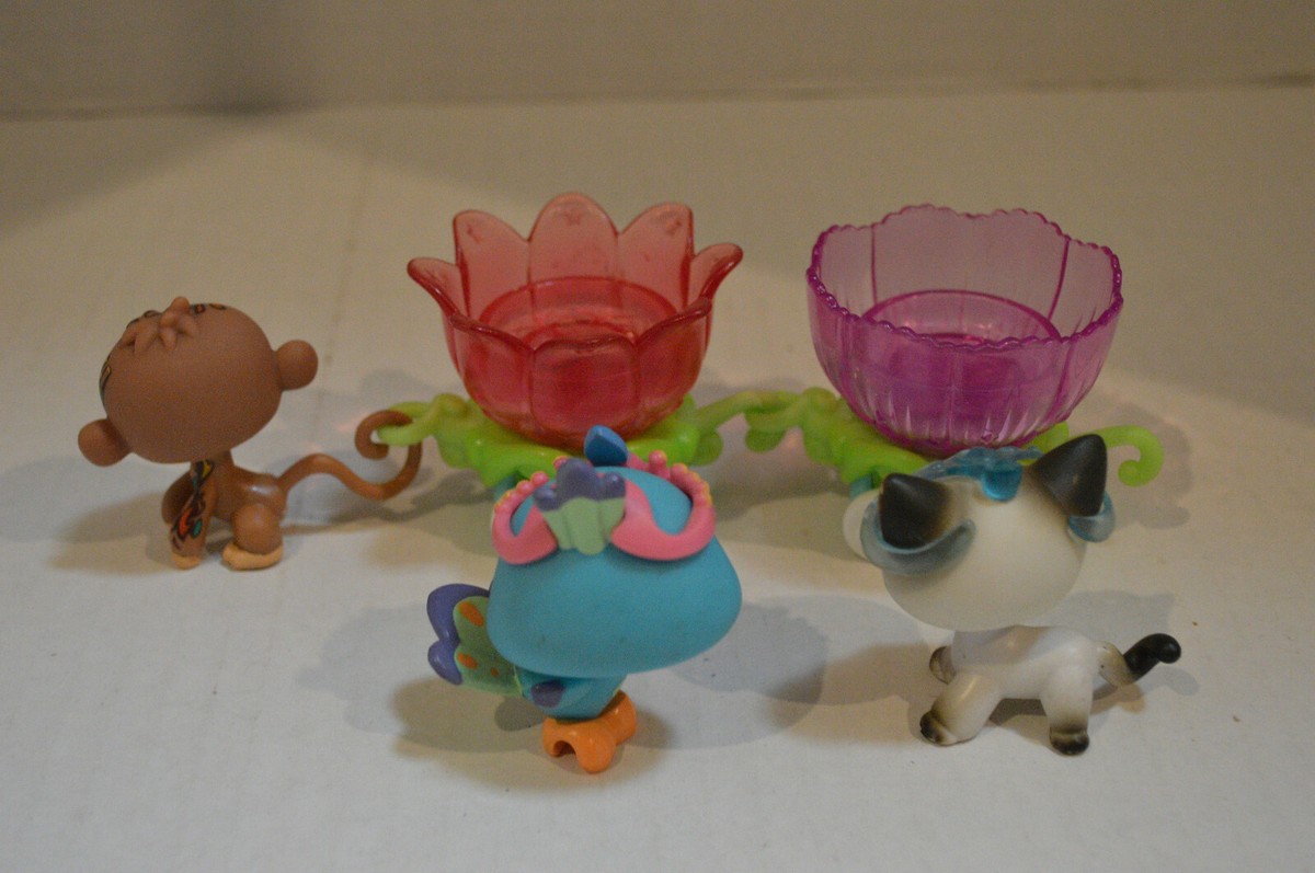 Littlest Pet Shop~#946~Monkey~#1069~Peacock~#5~Black White Cat