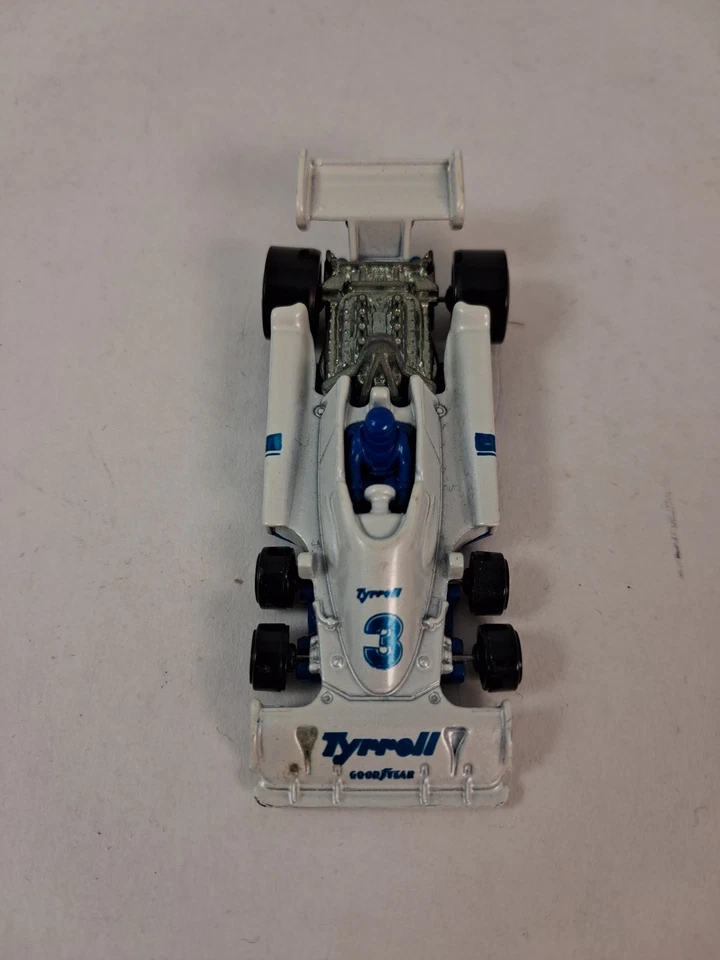Hot Wheels F1 Formula 1 Tyrrell P34 #3 six wheels Malaysia 2010 1/64 - Immagine 3 di 4