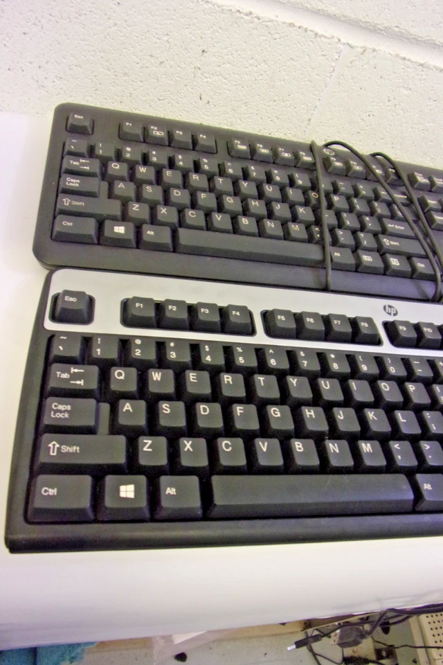 2 HP PC Keyboard Full Size USB wired SK-2025 KU-0316 - Image 3 of 4