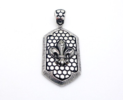 Samuel Benham Sterling Silver 1-3/4'' by 1'' Fleur-de-Lis Dog Tag Pendant 20.3 Gr