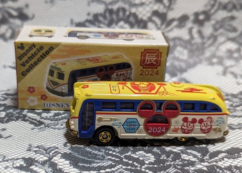 Disney Mickey Tomica Resort Cruiser New Year 2024 Tokyo