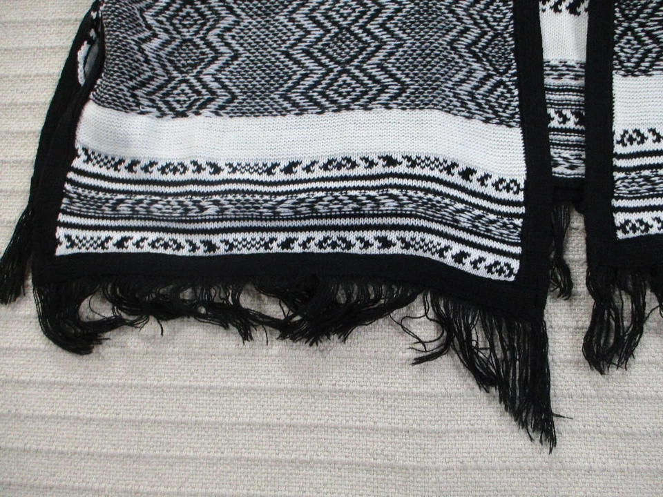 Jaqueta feminina Arizona 1X listrada branca franja aberta sem mangas preta acrílica macia - Imagem 4 de 4