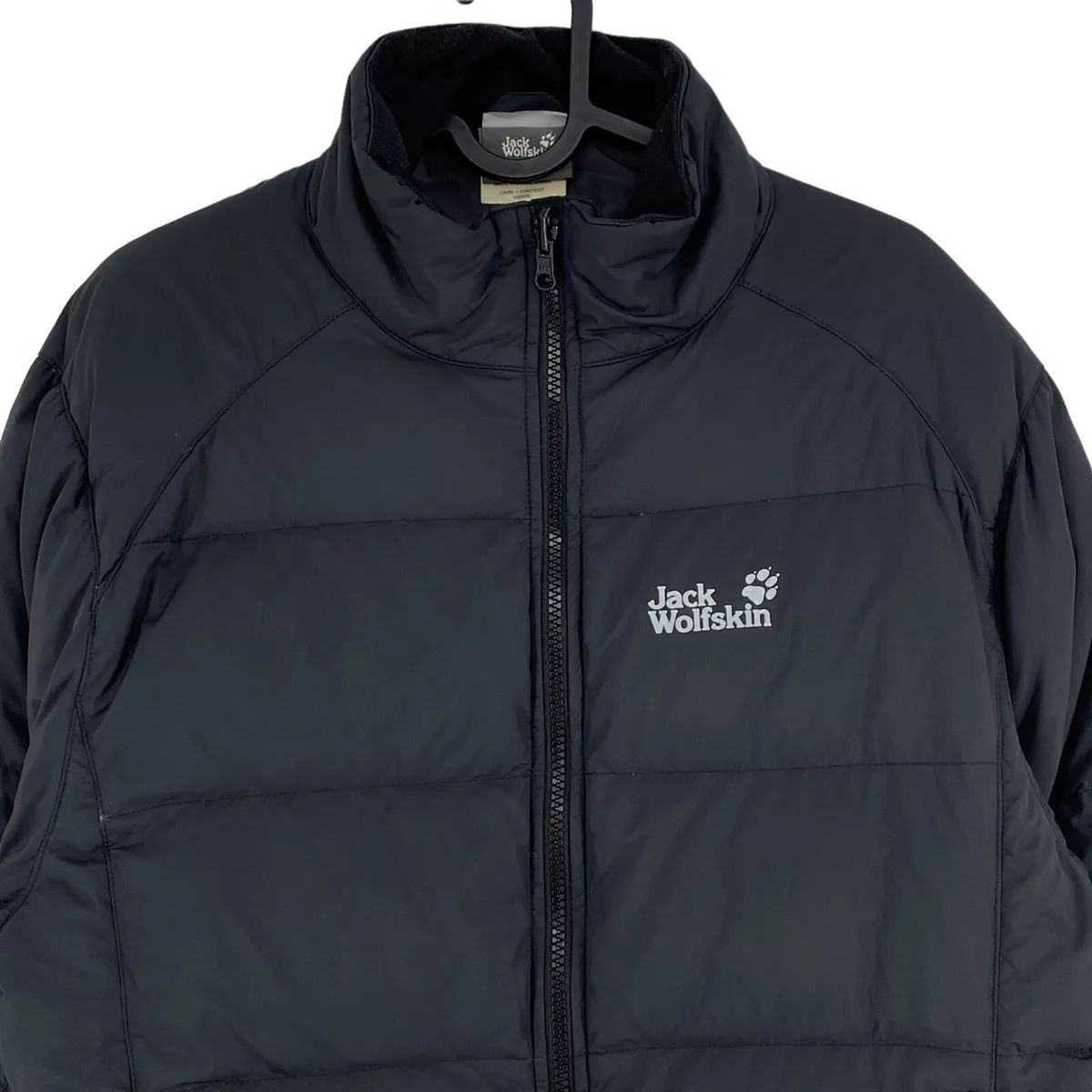 Jack wolfskin hotsell black puffer jacket