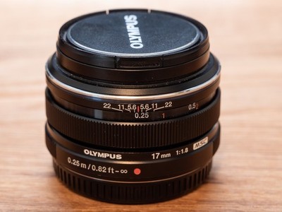 Olympus Objektiv M.Zuiko Digital 17mm f1.8 Micro 4/3 schwarz