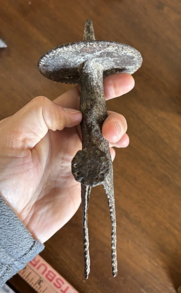 Antique Relic Mughal Indian Sikh All Shamshir Sword Talwar Hilt - Image 2 of 4