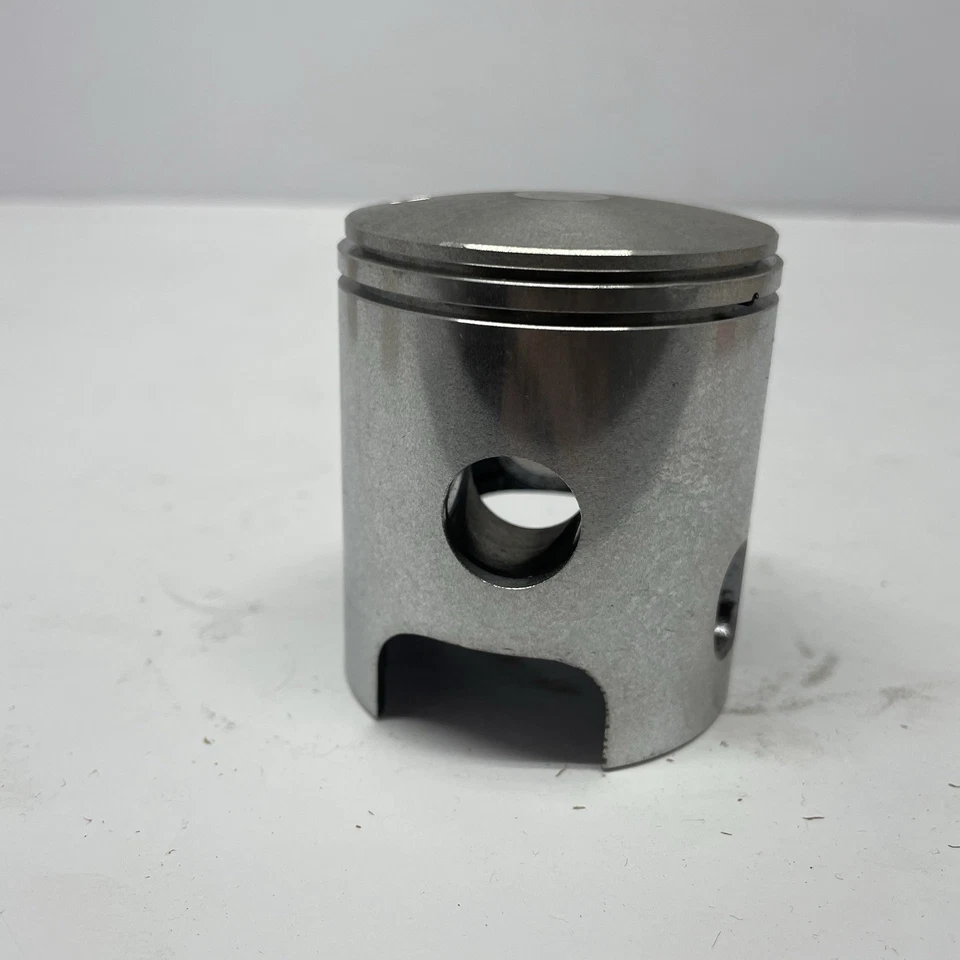 Pistón Yamaha 74-75 DT125 estándar 444-11631-00-97 NOS Foto 4 de 4