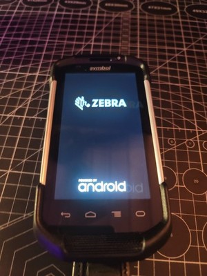 Zebra Symbol TC70 Barcode Scanner TC700H-KC11ES Android + Battery + Charger
