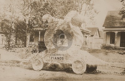 Lacey IA Iowa C.l. Barnhouse Pianos Parade Float 1915 RPPC Photo Postcard COPY