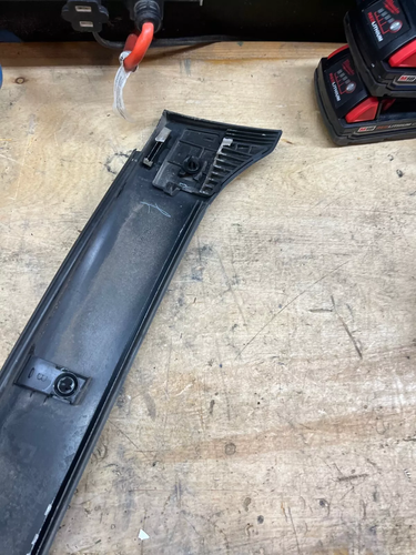15-19 Subaru Outback Left Rear Lower Molding Trim - OEM - Rear Left Drivers Side - Foto 3 di 3