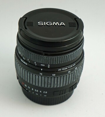 Sigma 28-70mm F2.8-4 with Nikon AF Mount - PLEASE READ FULL DESCRIPTION