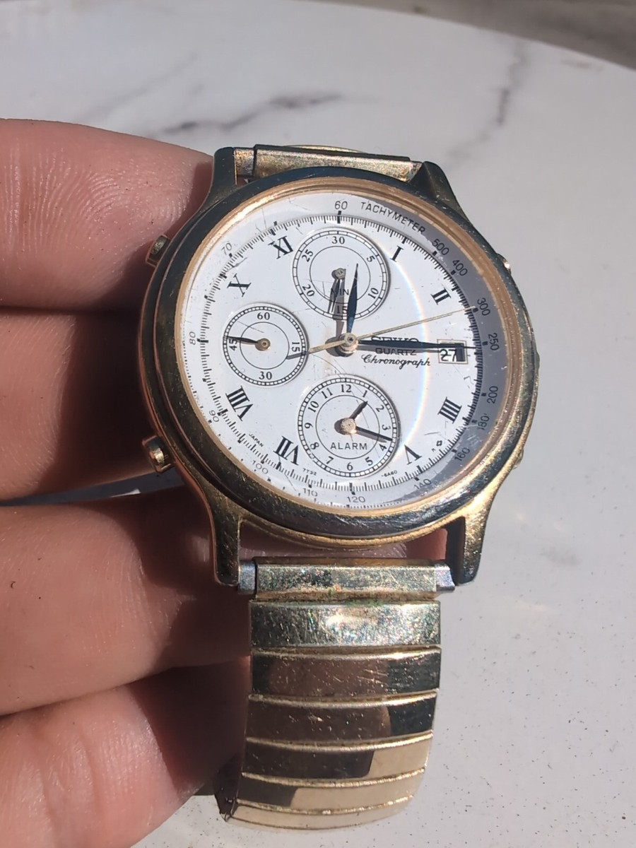 Seiko Quartz Chronograph Watch Gold Colr Elastic Band REF 7T32