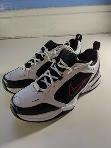 monarch tennis shoes