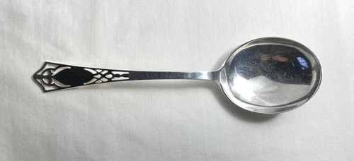 STERLING SILVER INTERNATIONAL SILVER CO CREAM SOUP SPOON NOUVEAU DESIGN