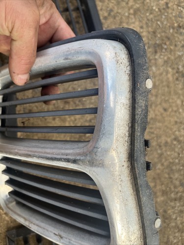 Late 1980-83 BMW E21 320i Full 3 Piece Grill Black - Picture 6 of 12